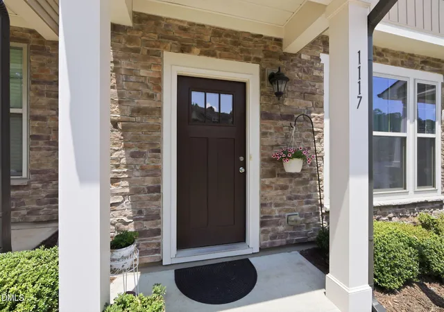Photo 3 of Townhouse for sale at 1117 Metropolitan Dr, Durham, NC 27713 | MLS# 10167886 | Listing updated on 2026-10-01