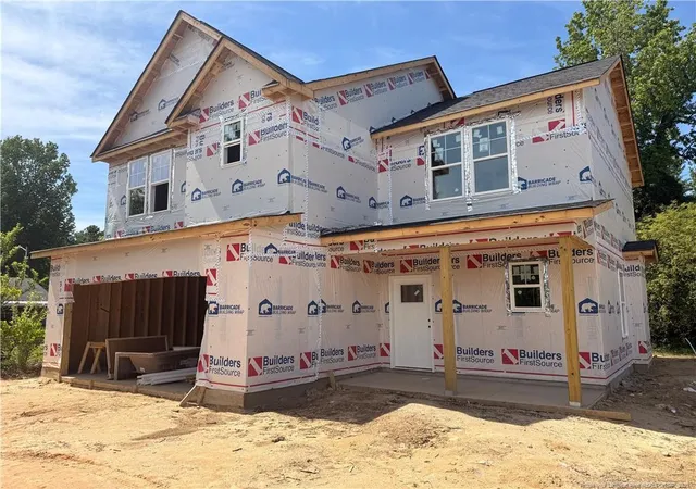 Photo 2 of Sale Pending at 562 Glensford Dr, Fayetteville, NC 28314 | MLS# 762603 | Listing updated on 2026-07-29