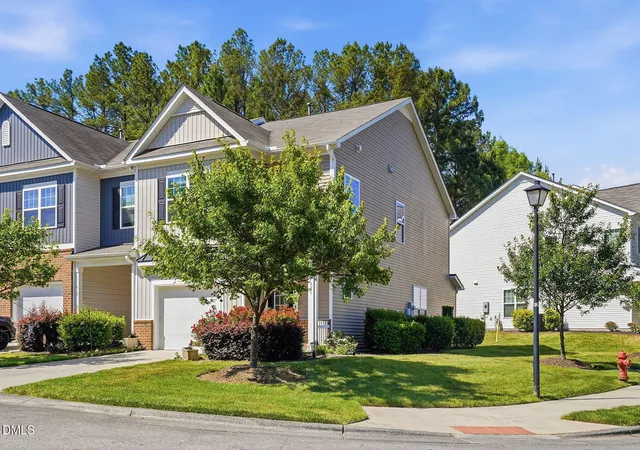 2nd image of 921 Saratoga Dr, Durham, NC 27704 | MLS# 10167596