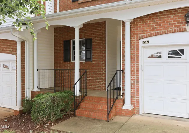 Photo 3 of Sale Pending at 4542 Mistiflower Dr, Raleigh, NC 27606 | MLS# 10170696 | Listing updated on 2026-09-09