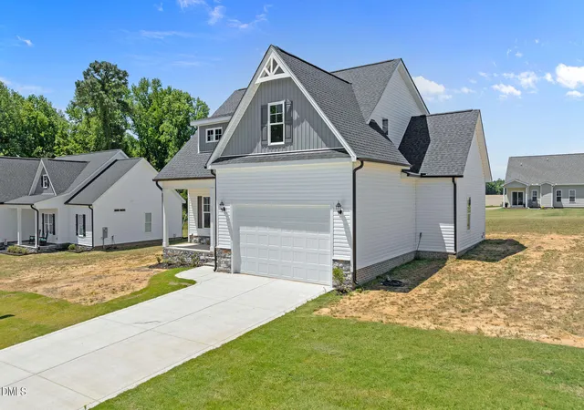 Photo 2 of Sale Pending at 101 Baileys Pl, Pikeville, NC 27863 | MLS# 10167930 | Listing updated on 2026-08-01