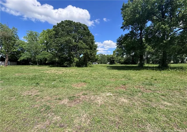 Homes for sale in Lumberton, NC | 305 S Seneca St, Lumberton, NC 28358 | MLS# 762681