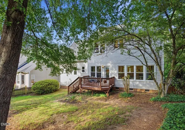 3rd image of 101 Streamview Dr, Cary, NC 27519 | MLS# 10170258