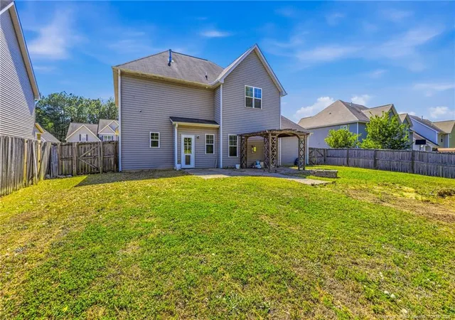 2nd image of 3712 Badin Lake Ln, Fayetteville, NC 28314 | MLS# 762577