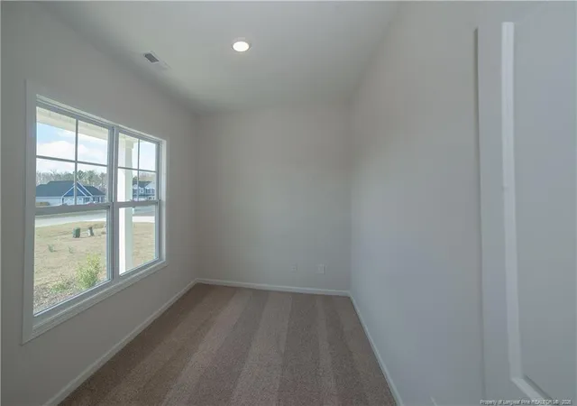 Photo 2 of Single family home for sale at 122 Jones Crk Ln, Lillington, NC 27546 | MLS# 762741 | Listing updated on 2026-09-11