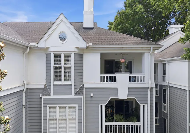 Homes for sale in Raleigh, NC | 700 Bishops Park #306, Raleigh, NC 27605 | MLS# 10167948