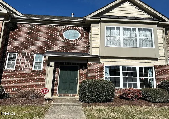 image of 9816 Cicero Dr, Raleigh, NC 27617 | MLS# 10169635