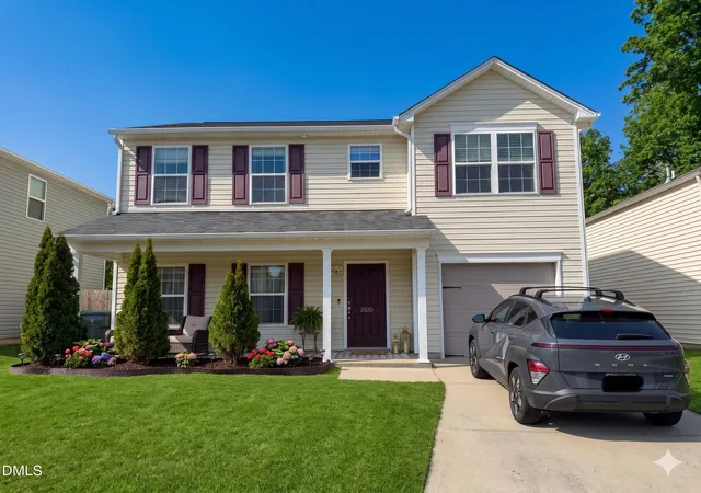 Photo 1 of Single family home for sale at 2920 Maidenhair Dr, Raleigh, NC 27610 | MLS# 10169032 | Listing updated on 2026-07-26