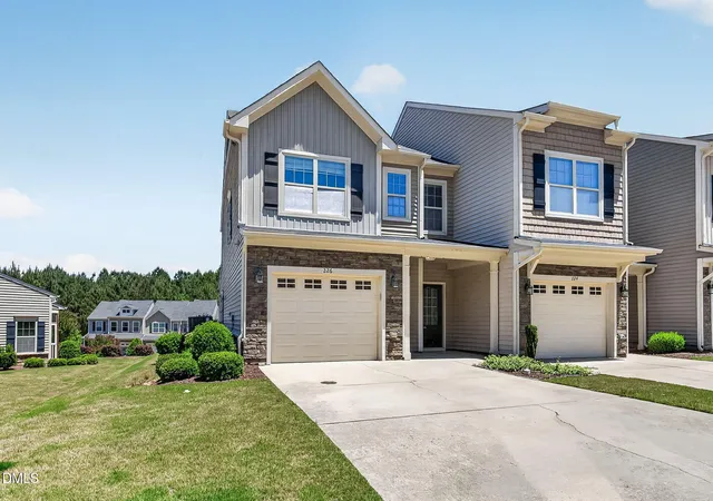 Homes for sale in Holly Springs, NC | 226 Beaconwood Ln, Holly Springs, NC 27540 | MLS# 10168212