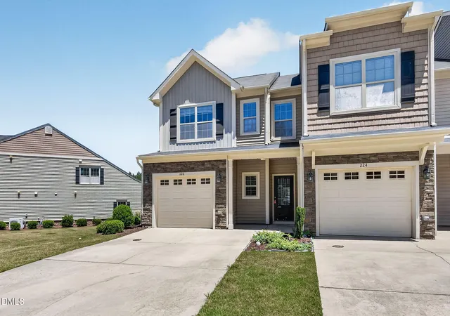 Homes for sale in Holly Springs, NC | 226 Beaconwood Ln, Holly Springs, NC 27540 | MLS# 10168212