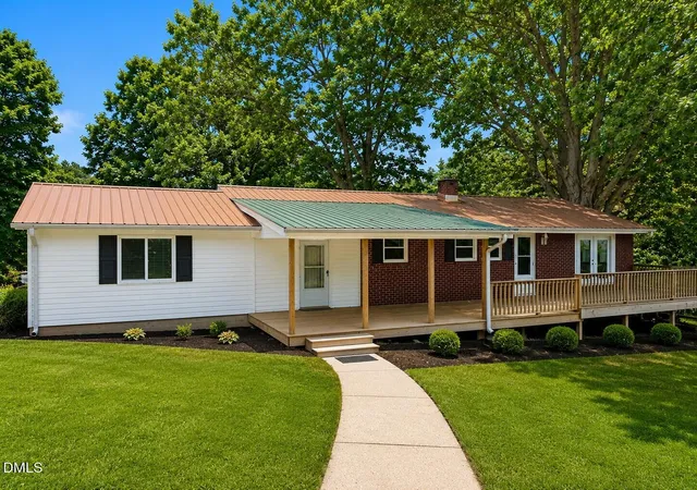 Photo 3 of Single family home for sale at 63 Dents Dr, Youngsville, NC 27596 | MLS# 10168187 | Listing updated on 2026-08-31