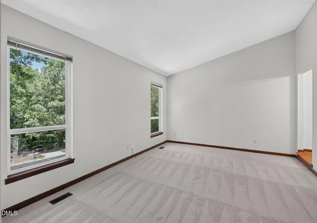4th image of 4123 Wallingford Pl, Durham, NC 27707 | MLS# 10175157
