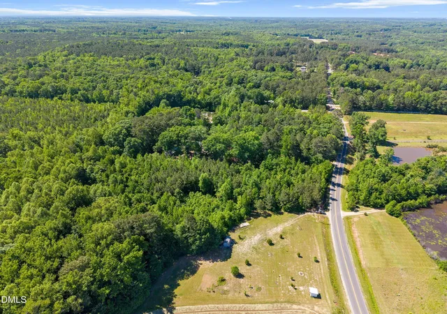 Photo 4 of Sale Pending at 1000 Richardson Rd, Zebulon, NC 27597 | MLS# 10168196 | Listing updated on 2026-09-16
