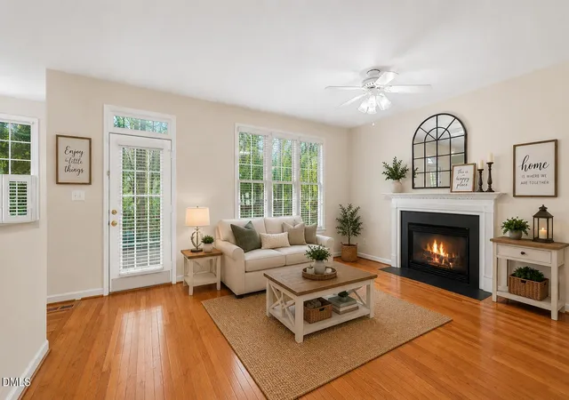 Photo 4 of Single family home for sale at 1303 Patterson Grv Rd, Apex, NC 27502 | MLS# 10169062 | Listing updated on 2026-08-31