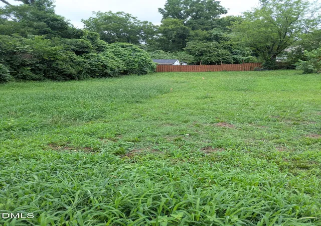 Photo 3 of Sale Pending at 1506 W Knox St, Durham, NC 27705 | MLS# 10181999 | Listing updated on 2026-09-14