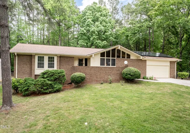 Photo 3 of Sale Pending at 221 Obie Dr, Durham, NC 27713 | MLS# 10168045 | Listing updated on 2026-09-16
