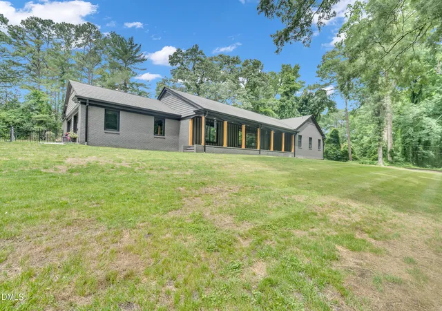 Photo 4 of Single family home for sale at 208 Reynolds Dr, Fuquay Varina, NC 27526 | MLS# 10168263 | Listing updated on 2026-10-25