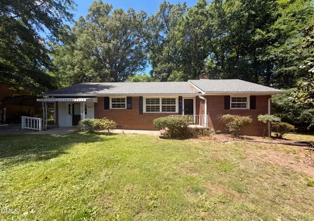 Homes for sale in Durham, NC | 4225 Morton Dr, Durham, NC 27704 | MLS# 10168099