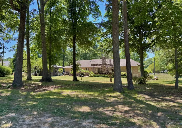 Photo 3 of Single family home for sale at 1080 Hedrick Dr, Henderson, NC 27537 | MLS# 10170410 | Listing updated on 2026-09-01