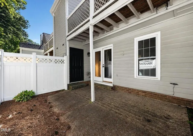 15th image of 126 Spring Cove Dr, Cary, NC 27511 | MLS# 10168106
