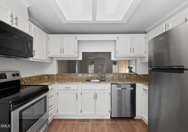 4th image of 126 Spring Cove Dr, Cary, NC 27511 | MLS# 10168106
