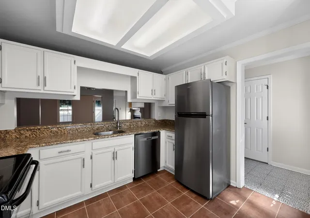 5th image of 126 Spring Cove Dr, Cary, NC 27511 | MLS# 10168106