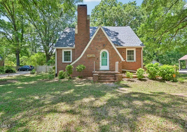 1st image of 3016 Hope Valley Rd, Durham, NC 27707 | MLS# 10172431