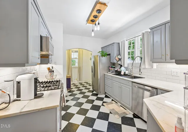 5th image of 3016 Hope Valley Rd, Durham, NC 27707 | MLS# 10172431