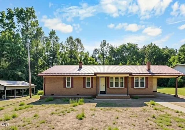 Homes for sale in Mebane, NC | 5414 Burton Chapel Rd, Mebane, NC 27302 | MLS# 10169081
