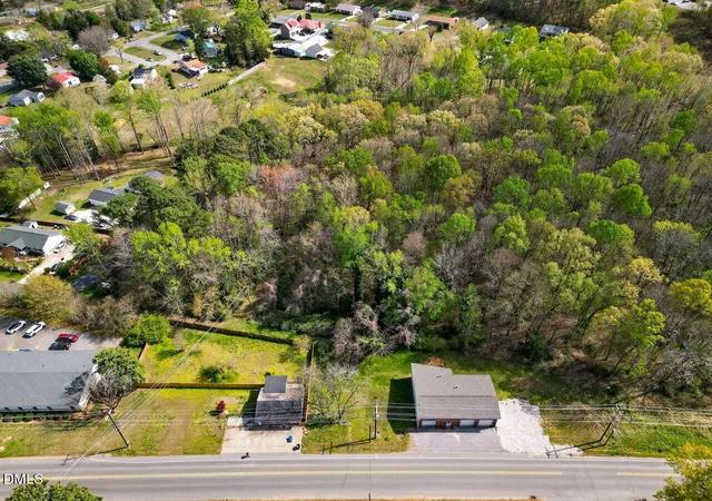 4th image of 915 W 3Rd St, Siler City, NC 27344 | MLS# 10170553