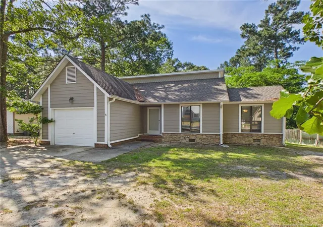 2nd image of 7092 Pantego Dr, Fayetteville, NC 28314 | MLS# 762782