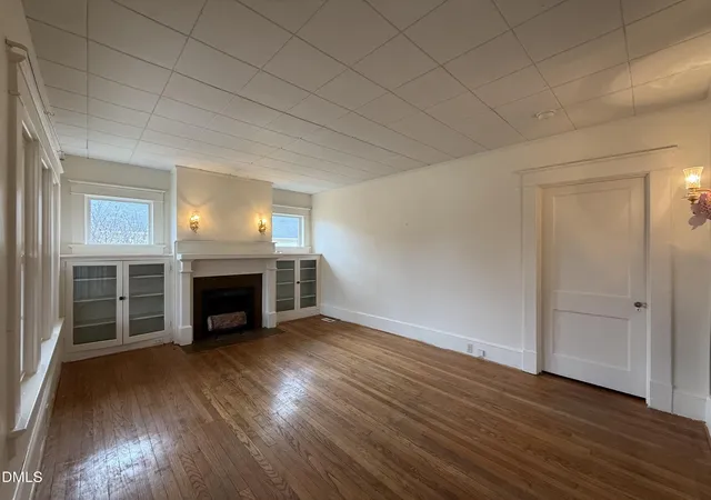 Photo 3 of Single family home for sale at 116 Glenwood Dr, Burlington, NC 27215 | MLS# 10168208 | Listing updated on 2026-07-18