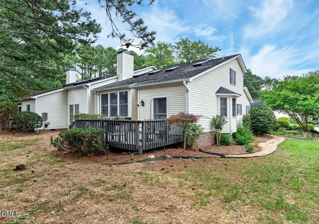 Homes for sale in Pittsboro, NC | 386 Lyndfield Cl W, Pittsboro, NC 27312 | MLS# 10176381