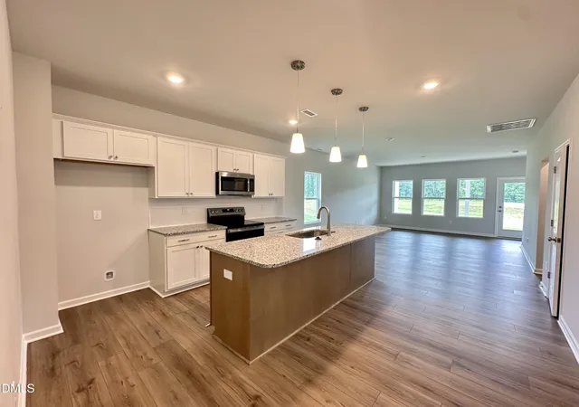 5th image of 215 Buckthorn Dr, Youngsville, NC 27596 | MLS# 10168240