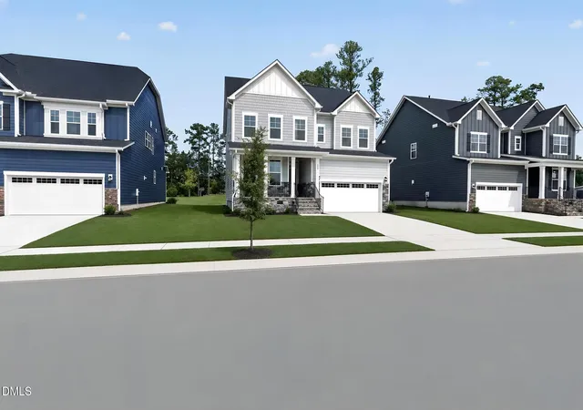 Photo 2 of Single family home for sale at 112 Ocean Mist Ln, Holly Springs, NC 27540 | MLS# 10168254 | Listing updated on 2026-08-27