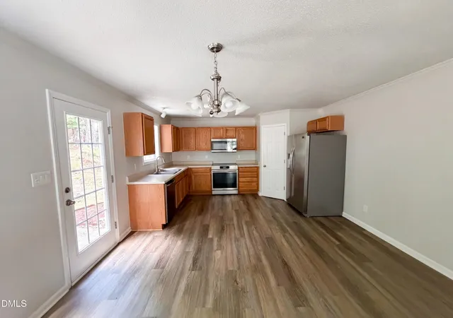 2nd image of 708 Woodgreen Dr, Durham, NC 27704 | MLS# 10168603