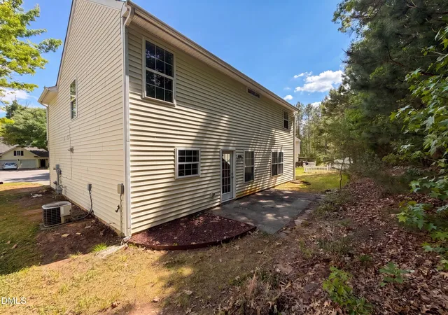 5th image of 708 Woodgreen Dr, Durham, NC 27704 | MLS# 10168603