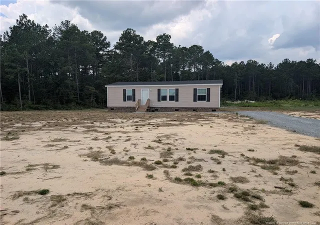 Photo 2 of Manufactured home for sale at 2701 Emma Jane Rd, Saint Pauls, NC 28384 | MLS# 762233 | Listing updated on 2026-08-24