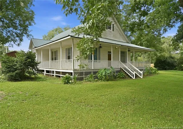 Homes for sale in Maxton, NC | 5480 Nc Hwy 71, Maxton, NC 28364 | MLS# 762878