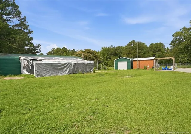 Homes for sale in Maxton, NC | 5480 Nc Hwy 71, Maxton, NC 28364 | MLS# 762878
