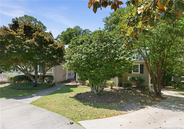 2nd image of 302 Valley Rd, Fayetteville, NC 28305 | MLS# 762846