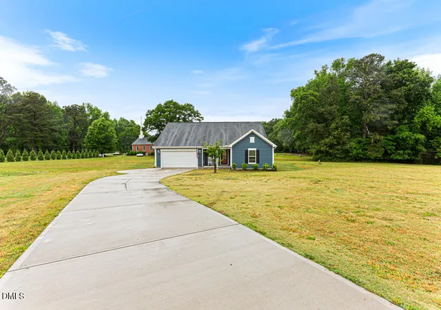 3rd image of 405 Thorny Branch Dr, Raleigh, NC 27603 | MLS# 10168411