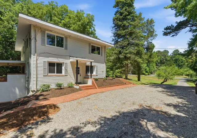 4th image of 1615 Carbonton Rd, Sanford, NC 27330 | MLS# 10169355