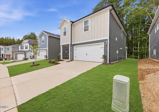 Photo 2 of Single family home for sale at 1430 Hatteras Rd, Durham, NC 27704 | MLS# 10171265 | Listing updated on 2026-09-16