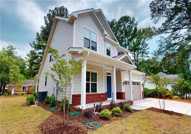 Homes for sale in Pinehurst, NC | 125 Juniper Lake Rd, Pinehurst, NC 27376 | MLS# 762897
