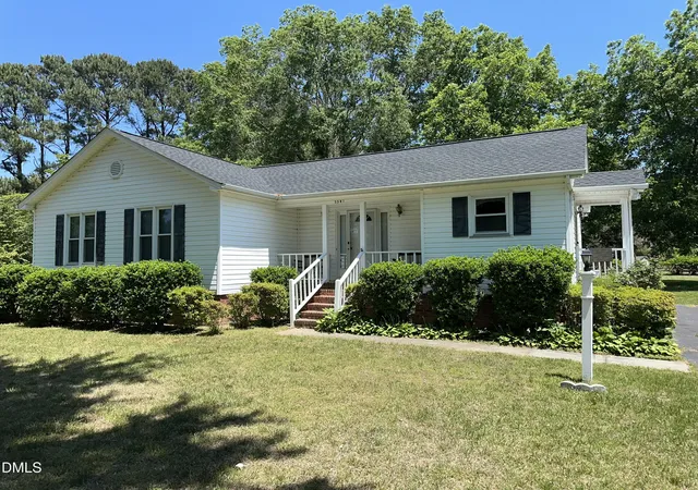 Homes for sale in Apex, NC | 5901 Ten Ten Rd, Apex, NC 27539 | MLS# 10168523