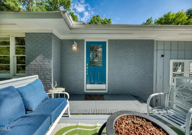 Photo 3 of Single family home for sale at 356 Holland Rd, Smithfield, NC 27577 | MLS# 10169049 | Listing updated on 2026-09-19