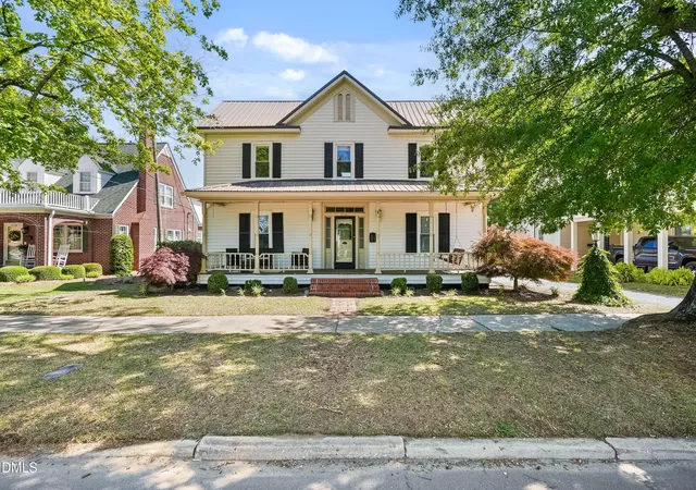 Homes for sale in Benson, NC | 316 W Main St, Benson, NC 27504 | MLS# 10168496
