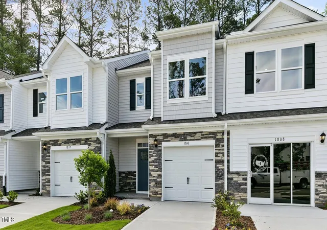 Photo 3 of Townhouse for sale at 1947 Hinesley Dr, Durham, NC 27703 | MLS# 10168456 | Listing updated on 2026-10-05