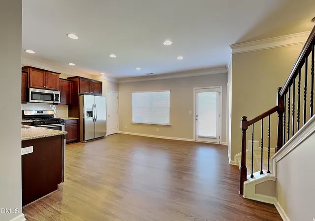 3rd image of 73 Crownview Ct, Clayton, NC 27527 | MLS# 10168483